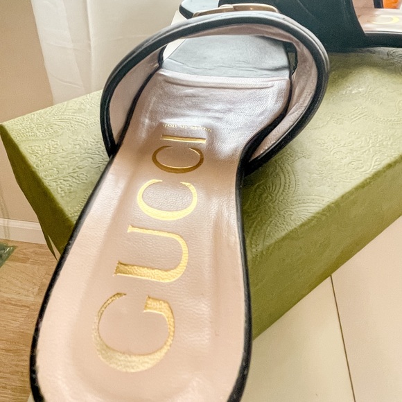 Gucci Antique double G Jolie Slide Sandal - Picture 4 of 9